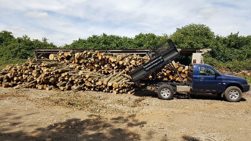 Logman Energy Seasoned Kent Hardwood Logs